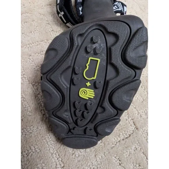 Y2K Grey Ant X Teva High Heel Stiletto Pump Womens Size 9 Black White Flags Hike - Picture 5 of 11